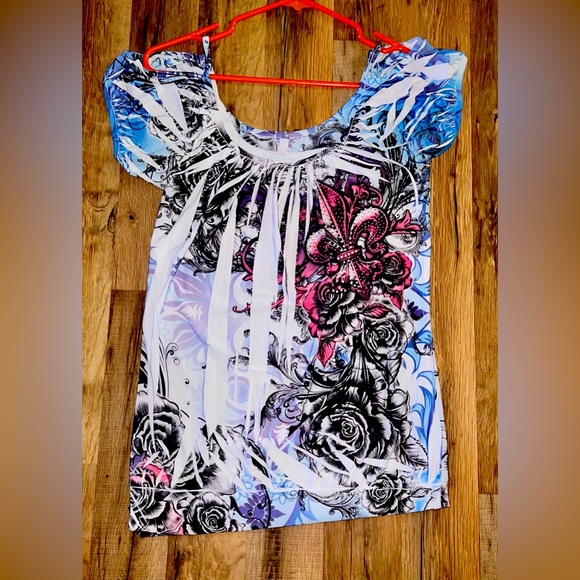 Top - Picture 1 of 3